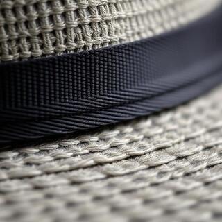Hat band aligned with fabric grain
