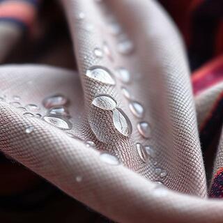 Water beading on quick-dry scarf
